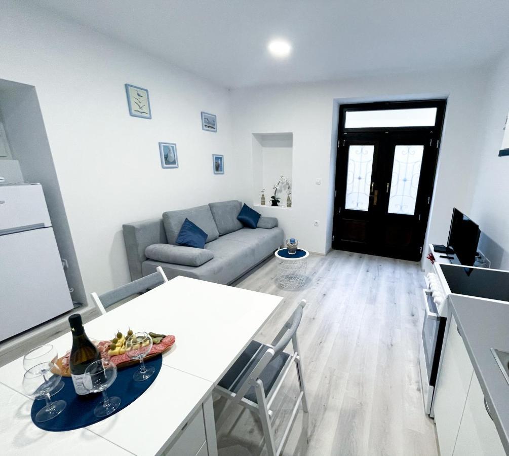 Apartma Galeb بيران المظهر الخارجي الصورة